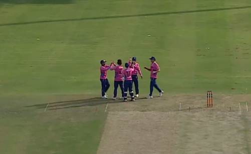 Declan Suzuki's 3 for 22 | Match 5