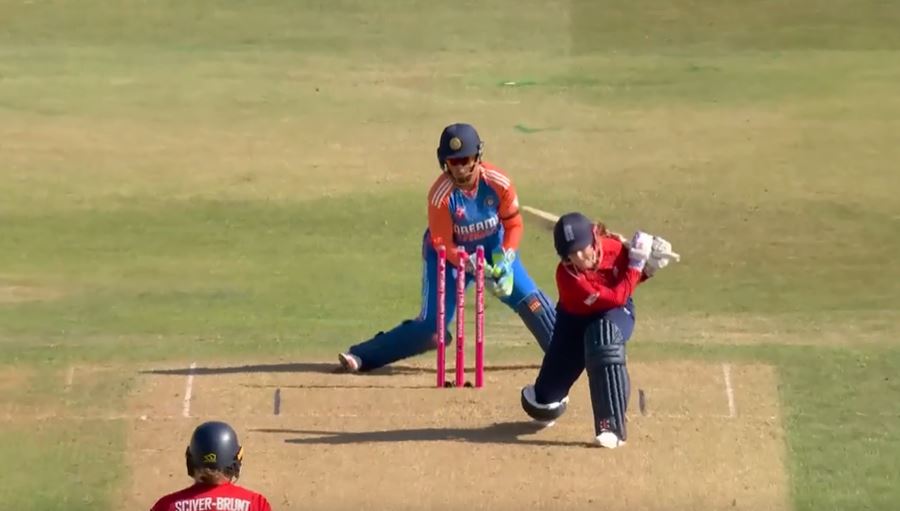TIMBER DISTURBED! Deepti's delivery left Tammy reeling