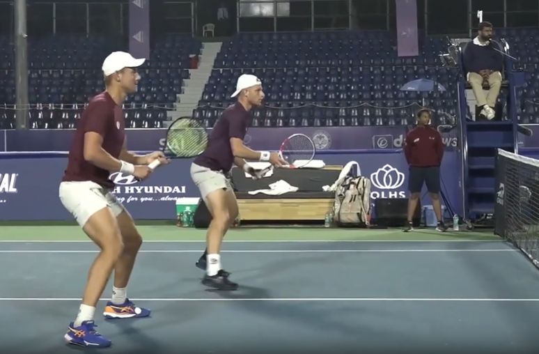 Isaro/Kaliyanda Poonacha vs Houkes/Visker | Centre Court