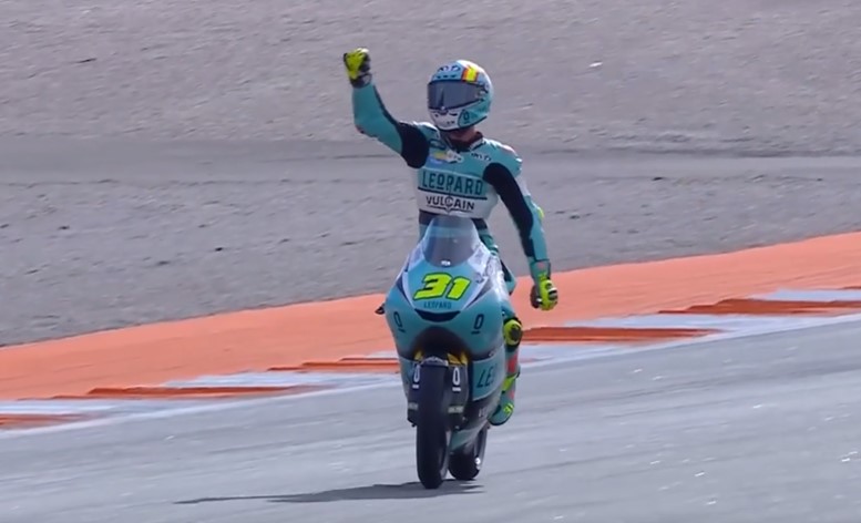 Moto3 Valencia GP 2025: Race - Highlights