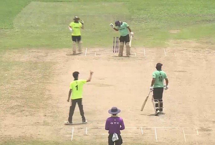 Rabi Chetri's 3 for 8 | Match 25