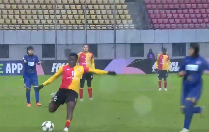 LONG-RANGE BEAUTY! Fazila Ikwaput sets the ground ablaze 