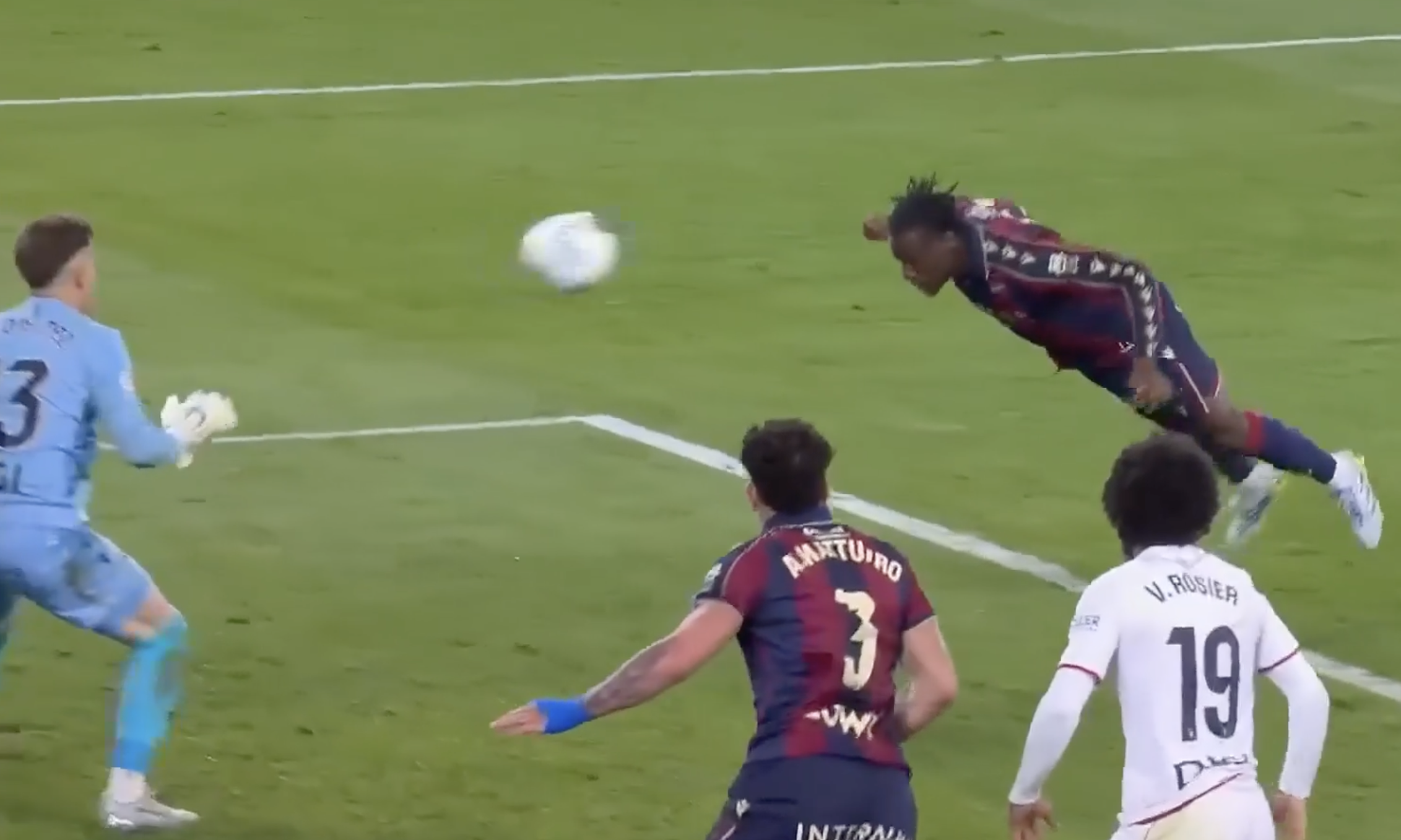 WOWZA! Eyong's late header seals dramatic comeback for Levante