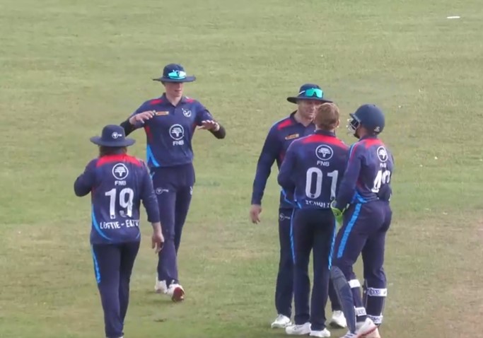 Bernard Scholtz's 3 for 25 | Match 84