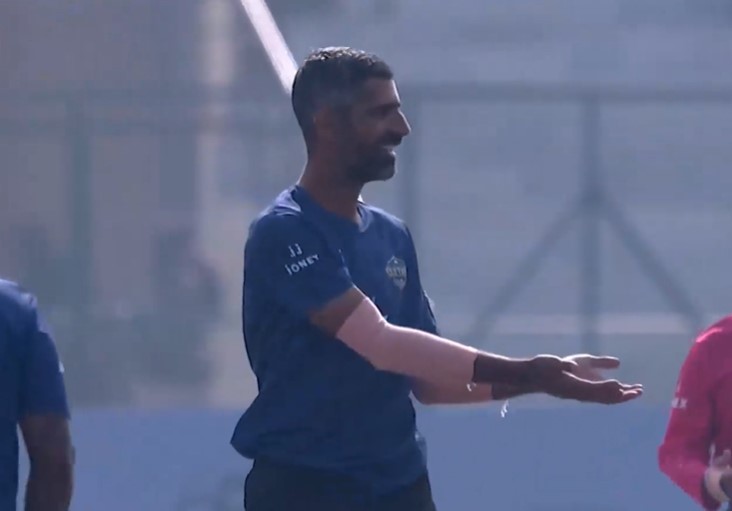 Waseem Kachur's 3 for 18 | Match 8