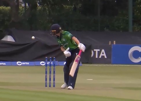 Fatima Sana's 3 for 28 | 1st T20I