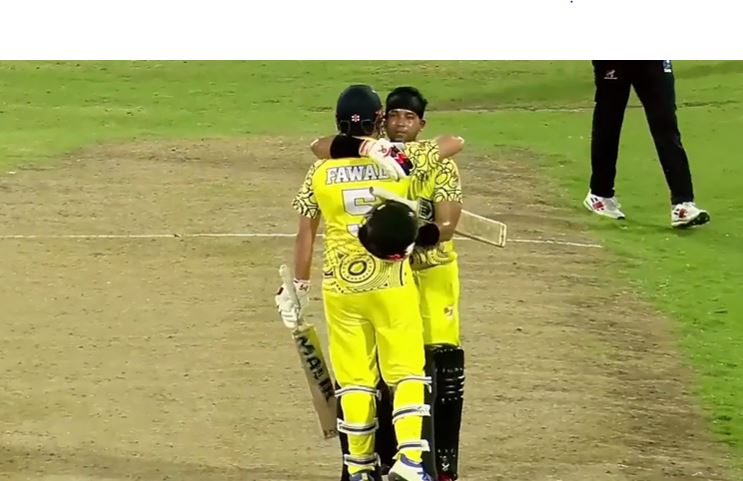Fireox Unit CC vs Hurricanes: Fawad Ullah's 50* off 16