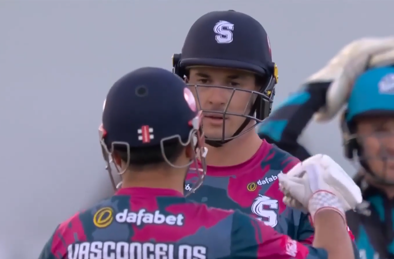 Northampionshire beat Worcestershire by 6 runs