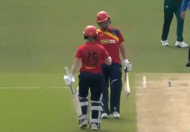 Ellie Johnston's 63 off 82 | Match 6