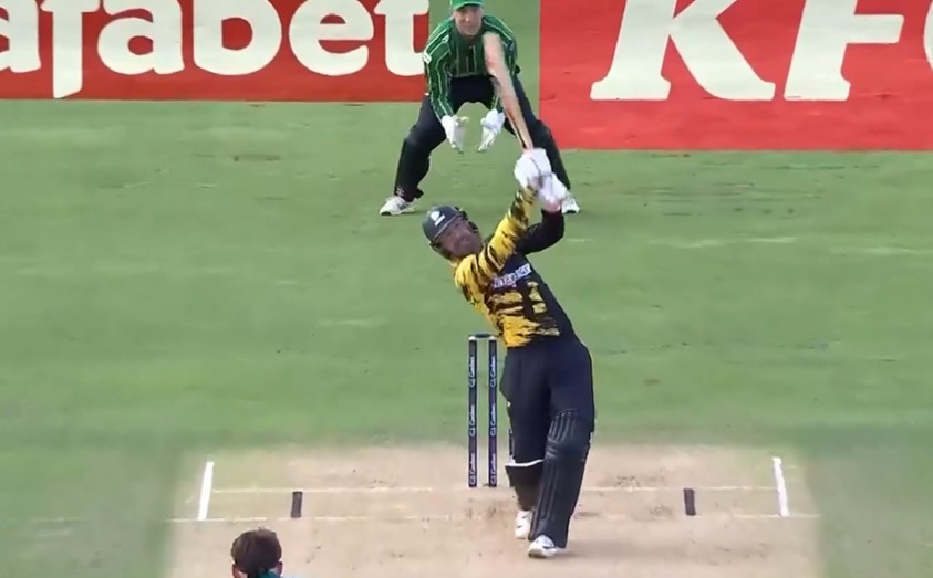 464! Tom Blundell hammered Brett Randell