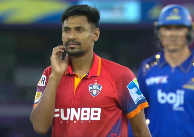 Mustafizur Rahman's 3 for 34 | Match 18