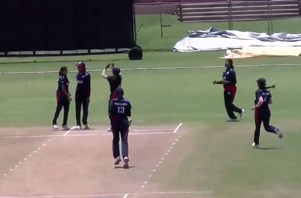 Taranum Chopra's 3 for 8 | Match 6