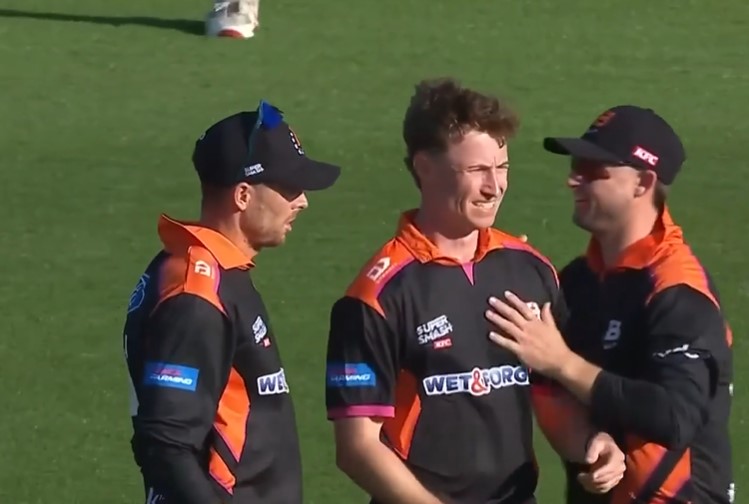 Matthew Fisher's 3 for 19 | Match 18