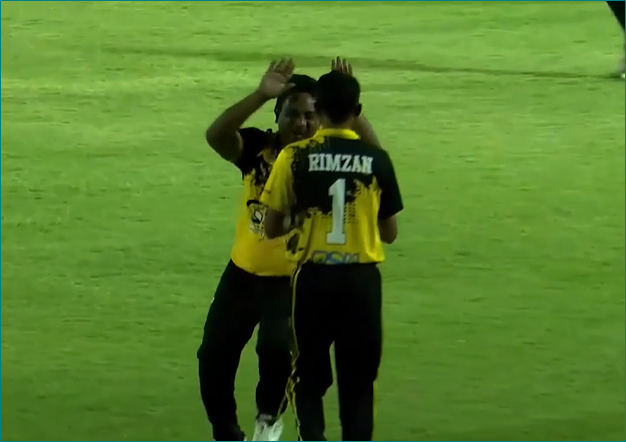 Tuwan Azeez's 3 for 25 | Match 15