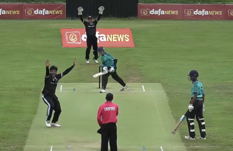 Danilson Hawoe's 3 for 9 | Match 11