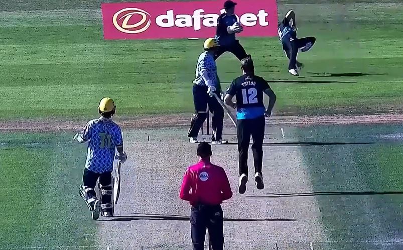 Unreal Reflexes! Henry Cullen left Worcester in awe 