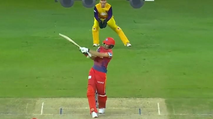 Thunderous! Sediqullah Atal brings up fifty in style