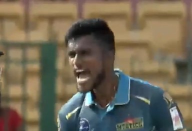 Gulbarga Mystics vs Shivamogga Lions: Abhishek Prabhakar's 3 for 22