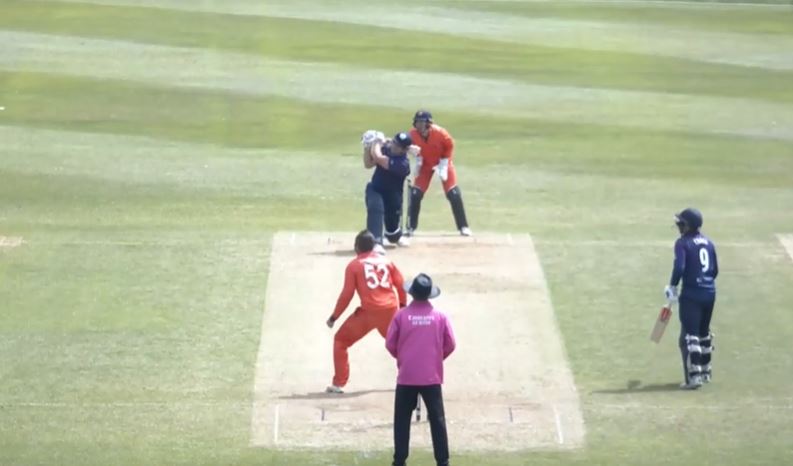 466! George Munsey wrecked the bowler in style