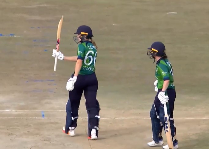 Gaby Lewis's 73 off 58 | Match 16