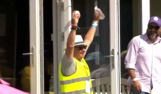 SIGN HIM UP! Crowd member's catch stole the limelight