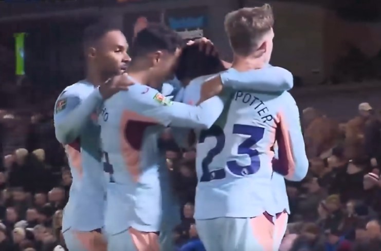 Grimsby Town 0-5 Brentford | Round 4