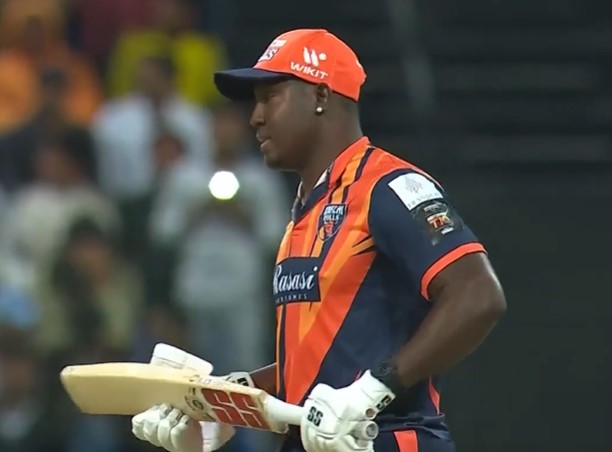 Delhi Bulls beat UP Nawabs by 8 wickets | Eliminator 1