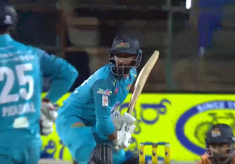 Smaran Ravichandran's 52 off 39 | Match 16