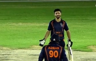 Muhammad Umar's 104 off 47 | Match 24