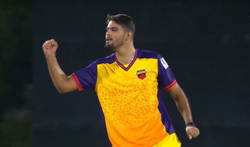 Haider Razzaq's 3 for 14 | Match 12