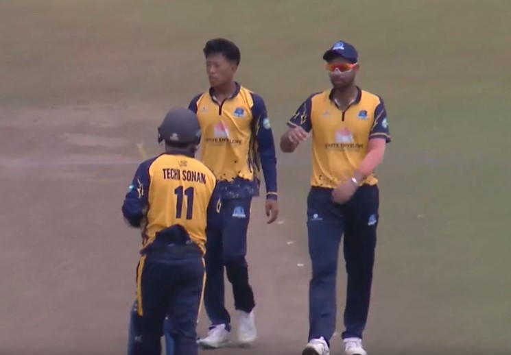 Loli Yangfo's 3 for 23 | Match 9