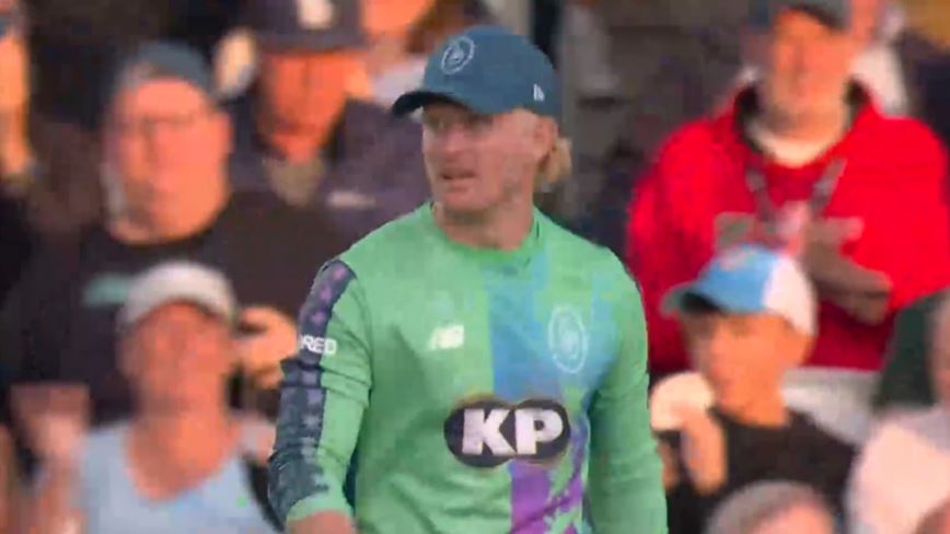 SPLENDID! Cox made a tricky catch look effortless
