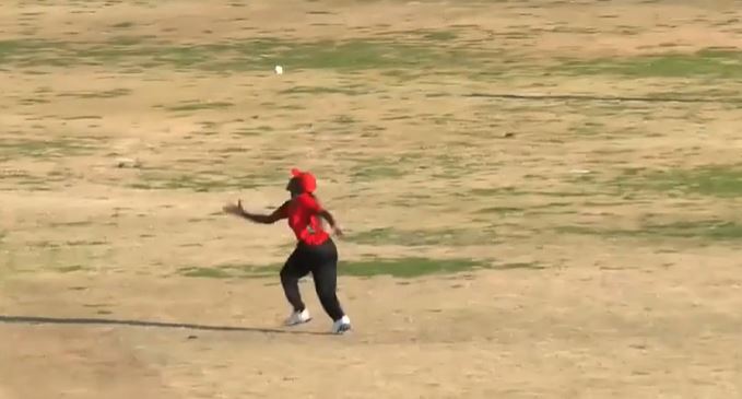 JAW-DROPPER! Febbe Malefula's stunning recovery catch