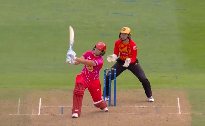 6666! Jess Jonassen sent Hannah Baker to the cleaners