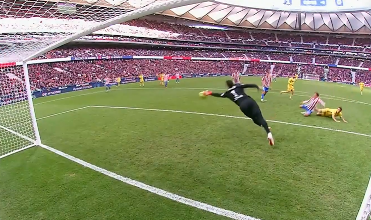 CRUCIAL SAVE! Juan Musso produces a moment of magic