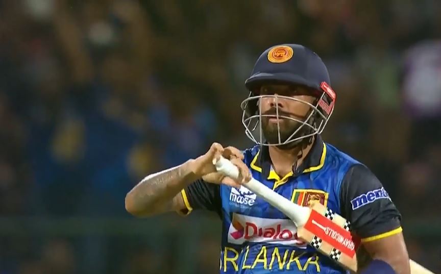 STEEL-NERVED! Mendis anchored with a heroic half-ton