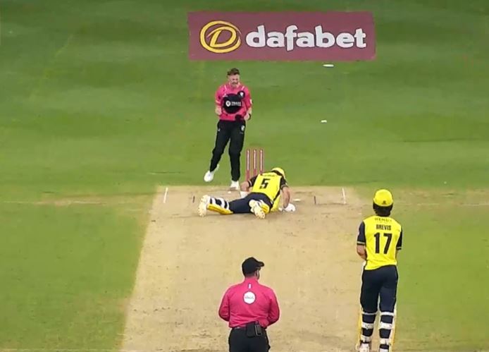 WOAH! Bowler turned LBW rejection into run-out redemption
