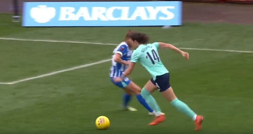 PURE CLASS! Freya Godfrey curls it into the top corner