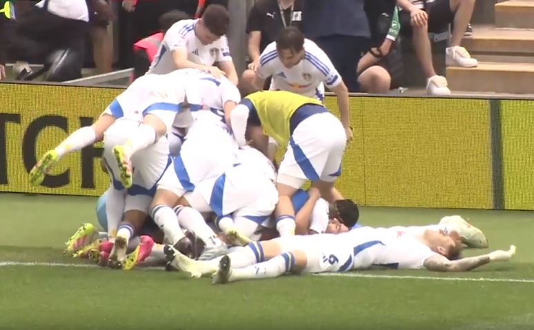 INCREDIBLE! Manor Solomon fired Leeds to championship glory