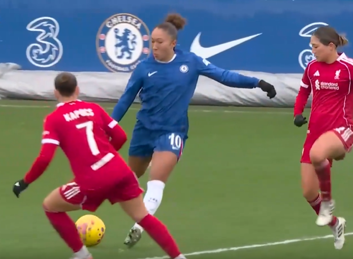 LONG-RANGE LETHAL! Lauren James lights it up