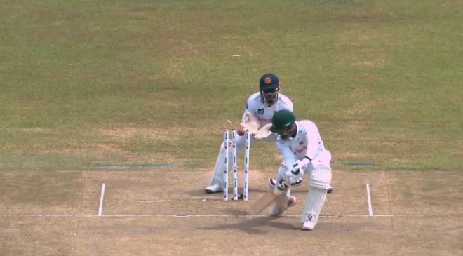 BOWLED EM! Rathnayake bamboozled Das