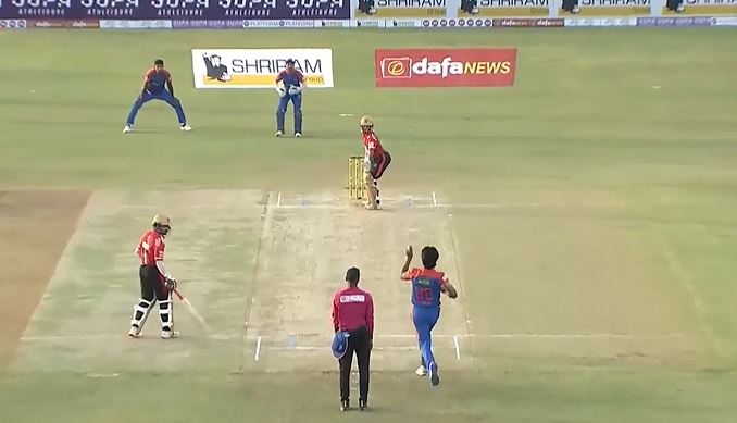 Villianur Mohit Kings beat Karaikal Kniights by 5 wickets | Match 12