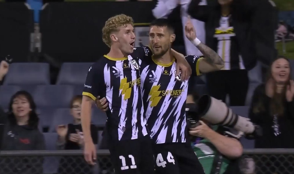 What a tandem! Jakolis strikes with Drew's perfect setup!
