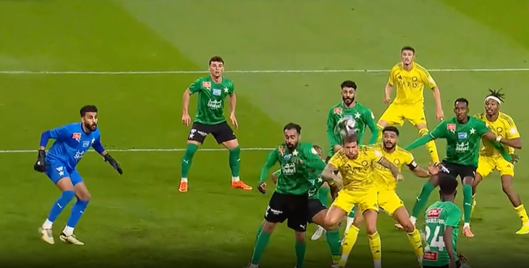 INCREDIBLE! Inigo Martinez nails an unreal header