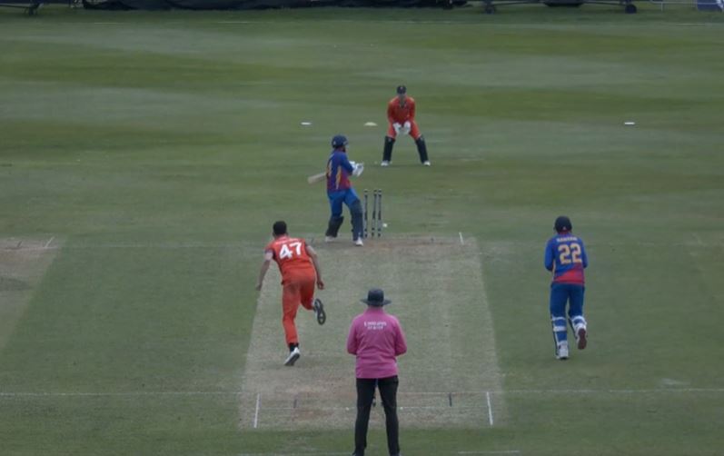 4-FER! Paul van Meekeren dented Nepal's batting lineup 