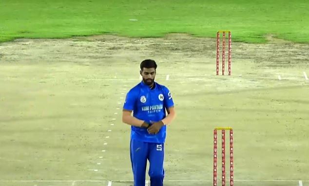 Meet Bhavsar's 3 for 17 | Match 5