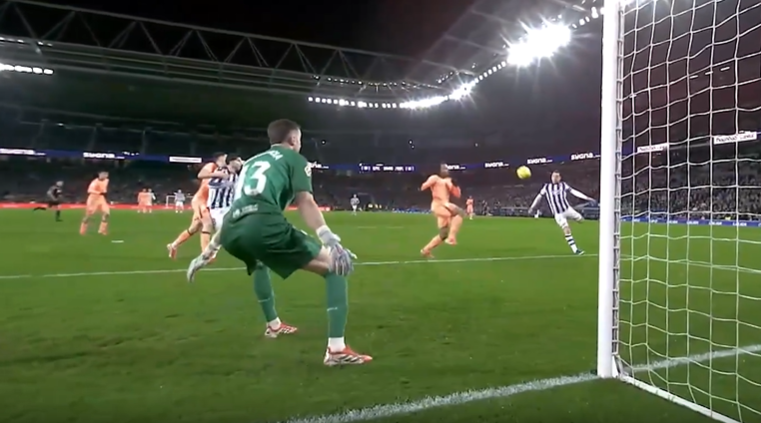 ON THE VOLLEY! Mikel Oyarzabal tears the net apart