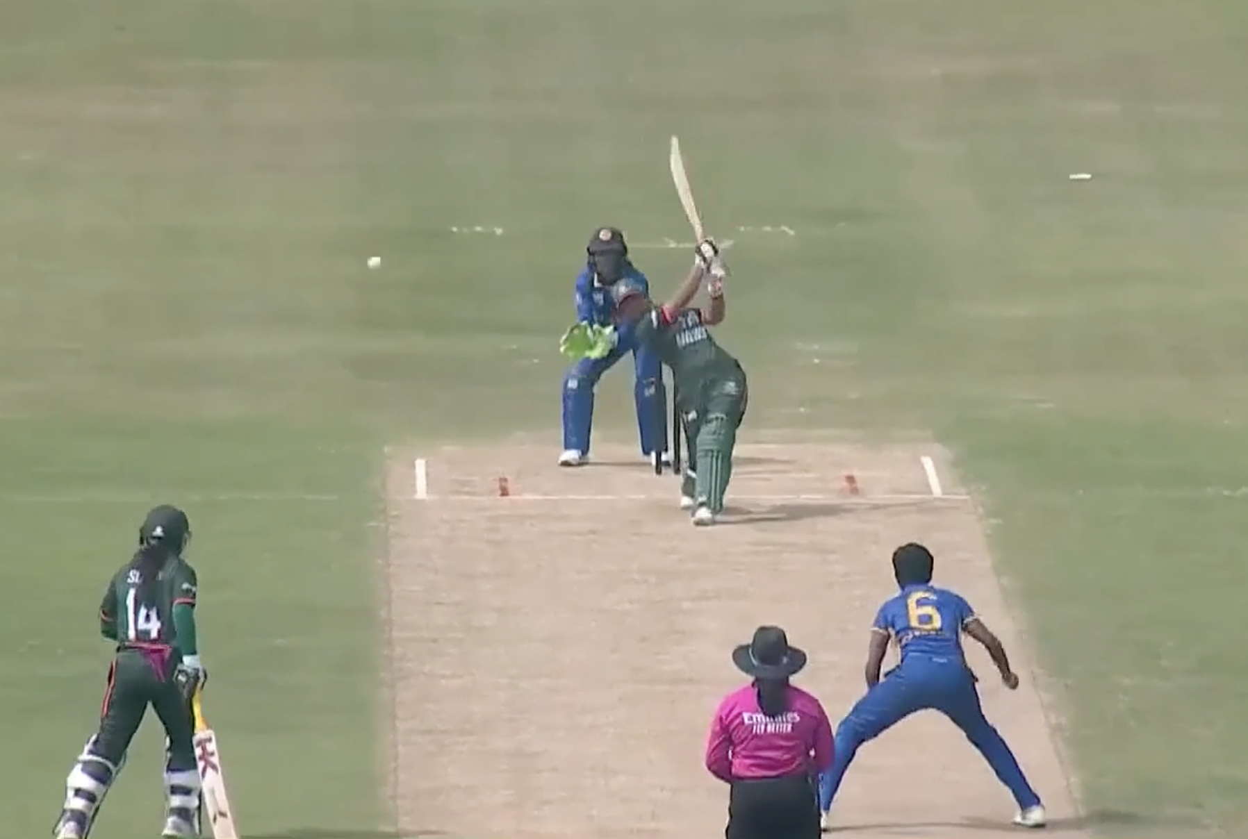 SENSATIONAL BATTING! Sobhana takes Kavisha to the cleaners