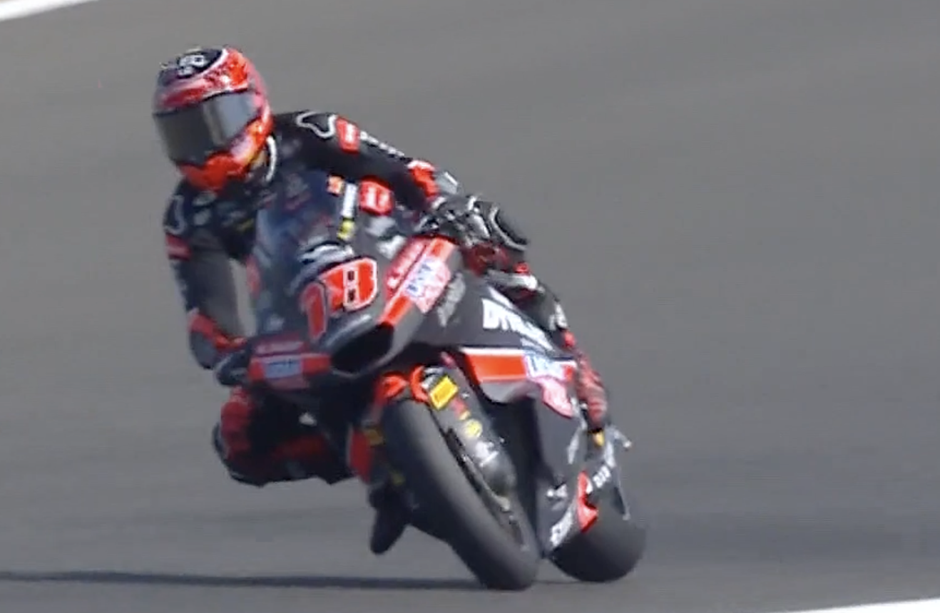 Moto2 Great Britain GP 2026: Free Practice 1 - Full replay