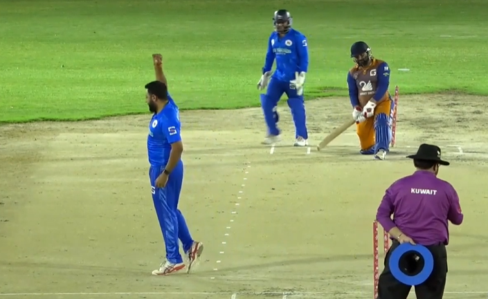 Sunil Mustafa's 3 for 15 | Match 3